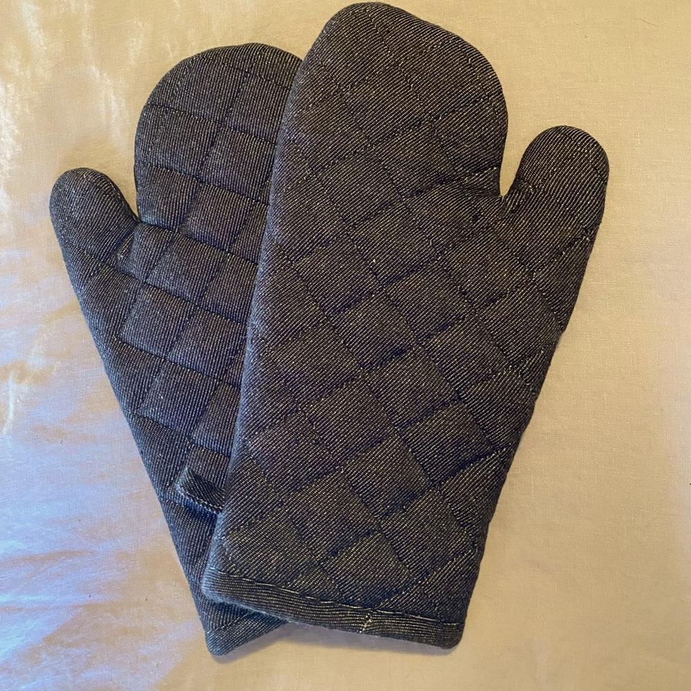 Berghoff denim oven mitts